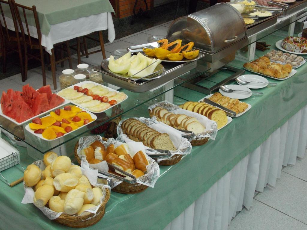 Hotel Porto Alegre Bagian luar foto