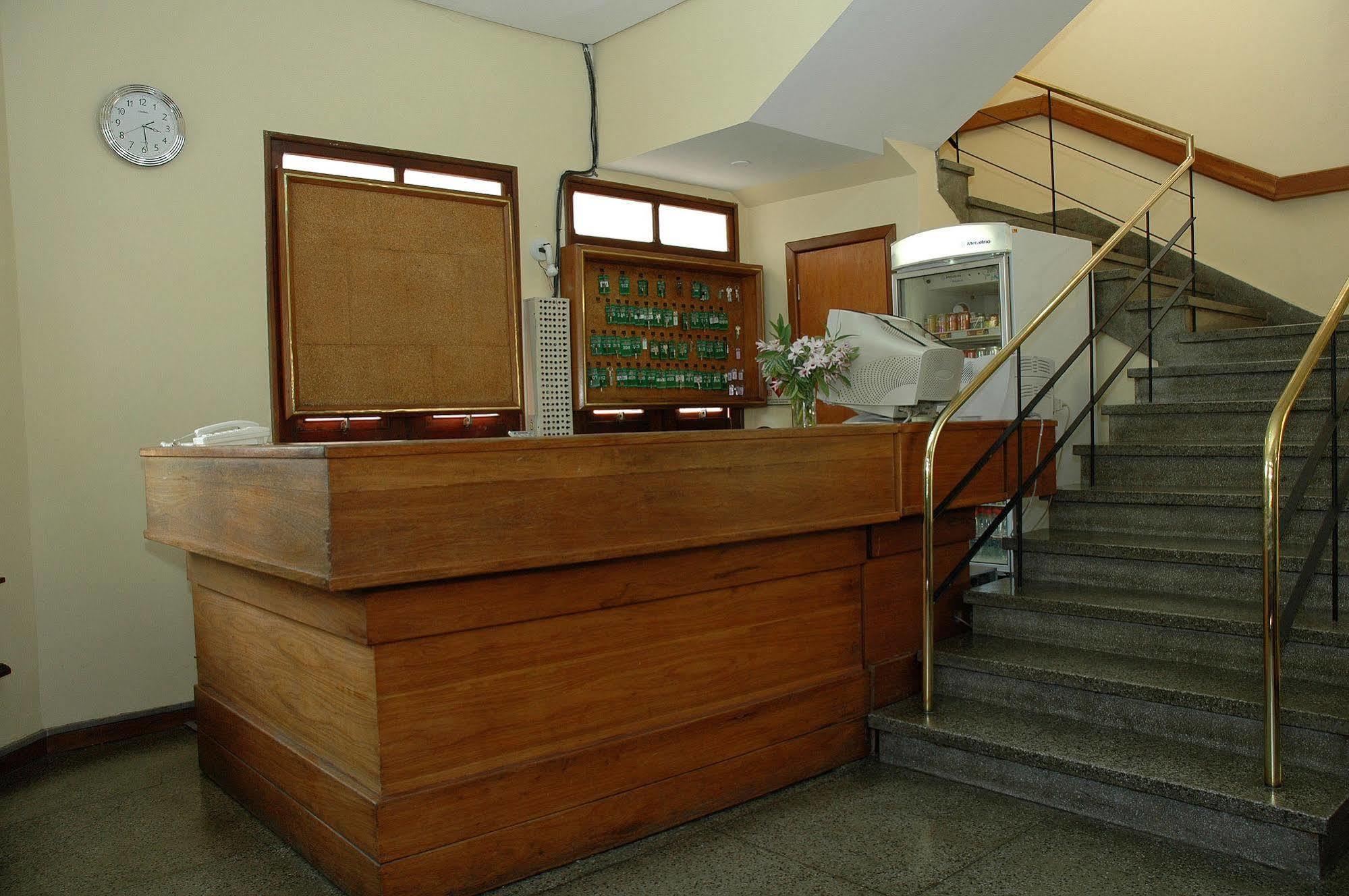 Hotel Porto Alegre Bagian luar foto