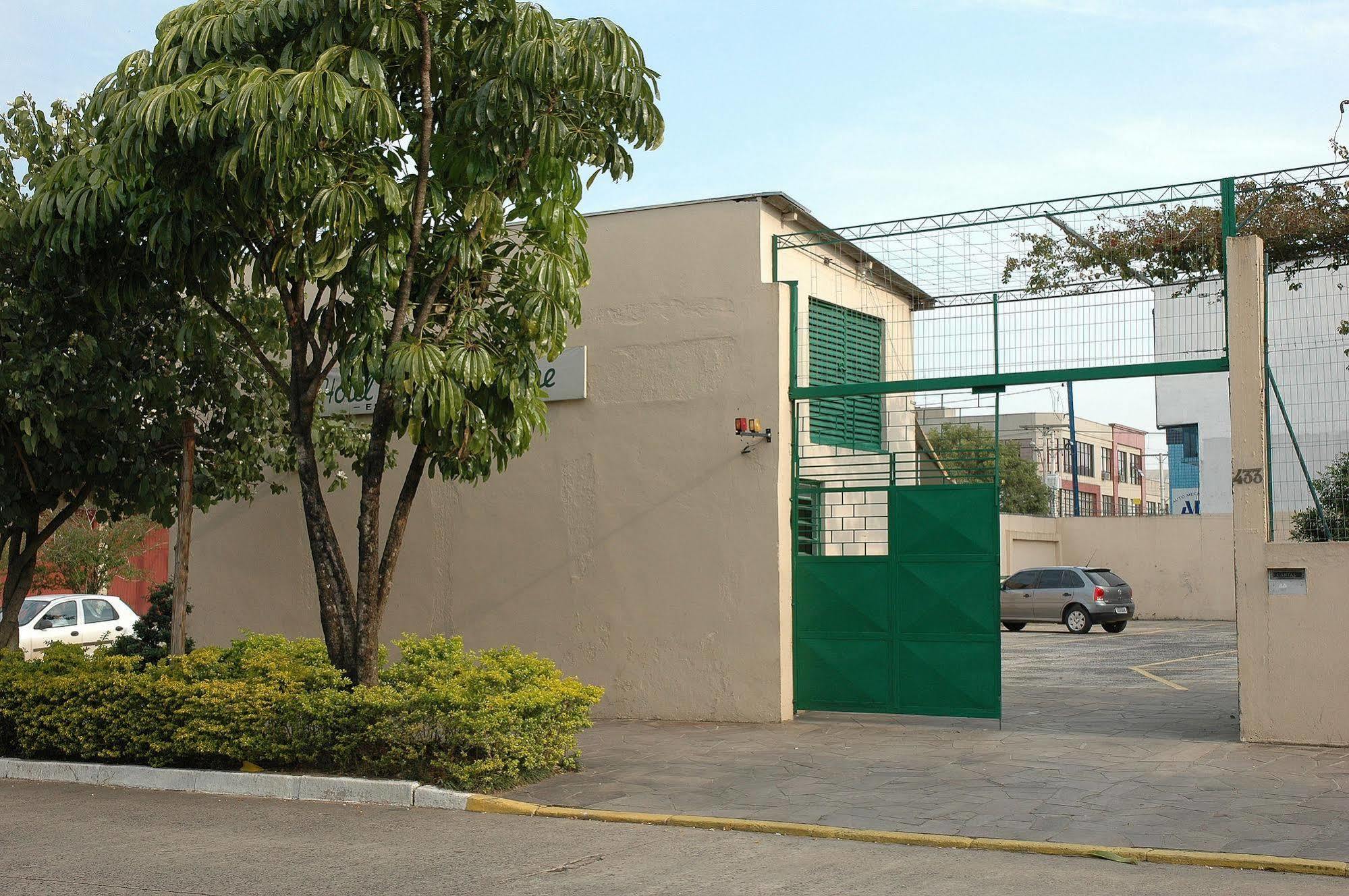 Hotel Porto Alegre Bagian luar foto